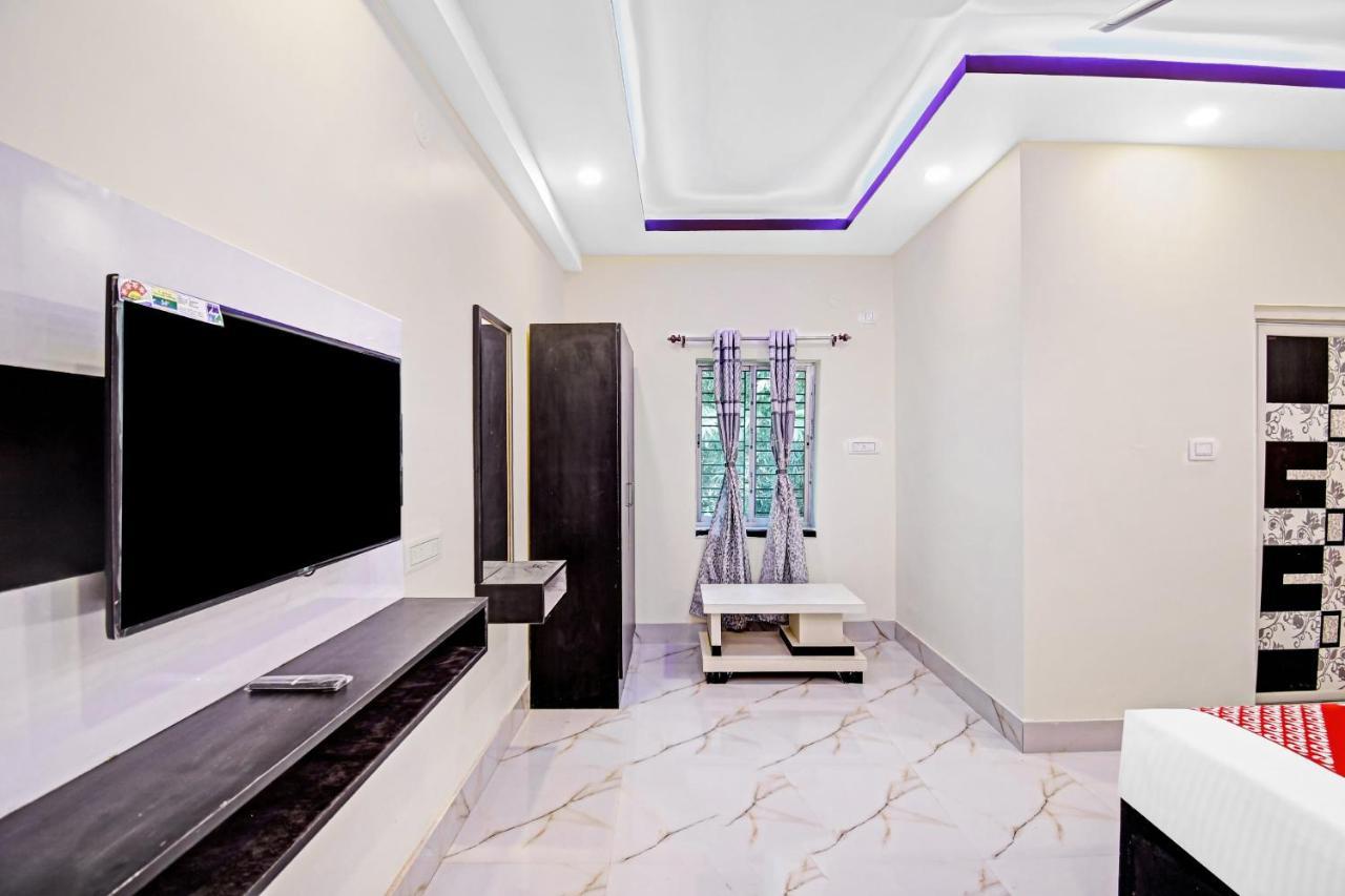 Oyo 86602 Hotel Dream Palace 콜카타 외부 사진