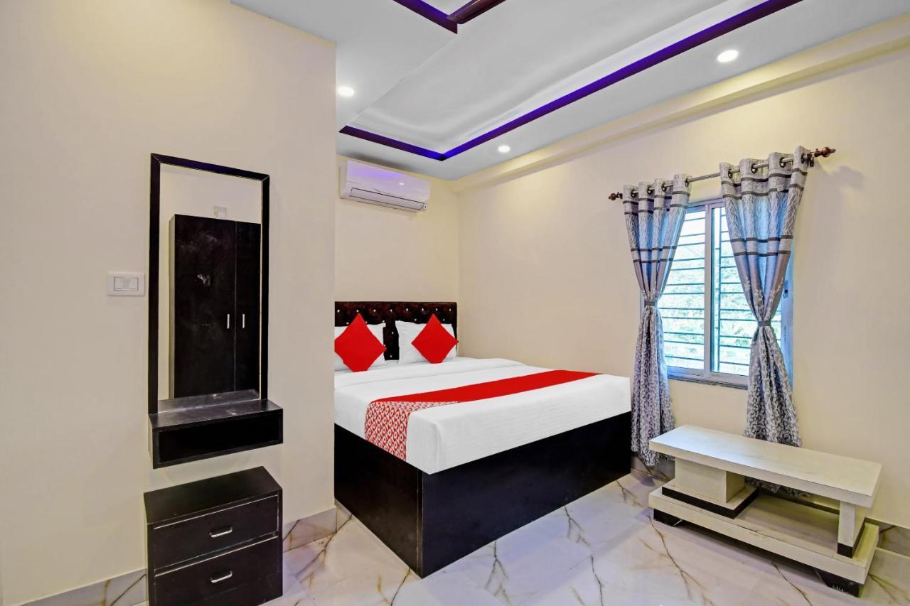 Oyo 86602 Hotel Dream Palace 콜카타 외부 사진