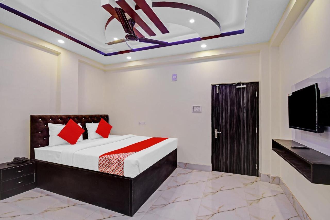 Oyo 86602 Hotel Dream Palace 콜카타 외부 사진